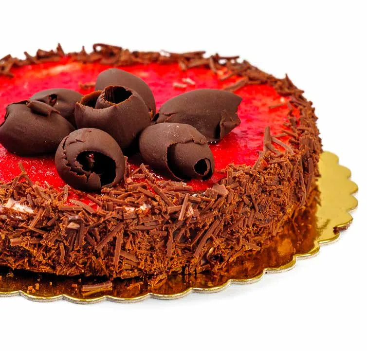 Tort Ciocolată și Căpșuni